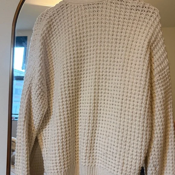 Madewell Waffle-Knit V-Neck Cardigan, relaxed boxy fit - Picture 6 of 6